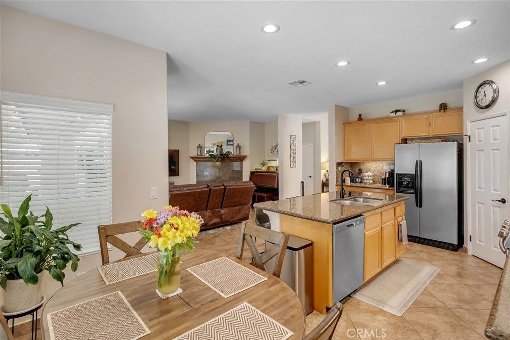 Image 15 of property listing at 12463 Antelope Drive, Victorville, CA 92392