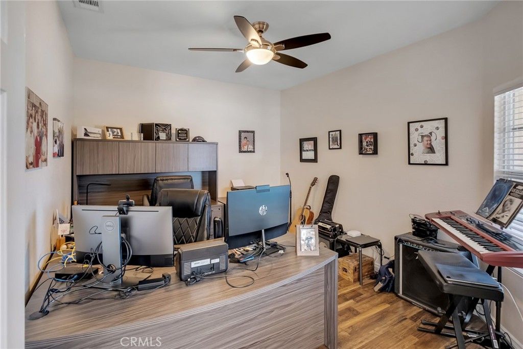 Image 8 of property listing at 12463 Antelope Drive, Victorville, CA 92392