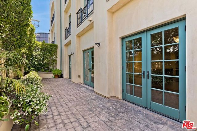 225 S Hamilton Drive 106, Beverly Hills, CA 90211