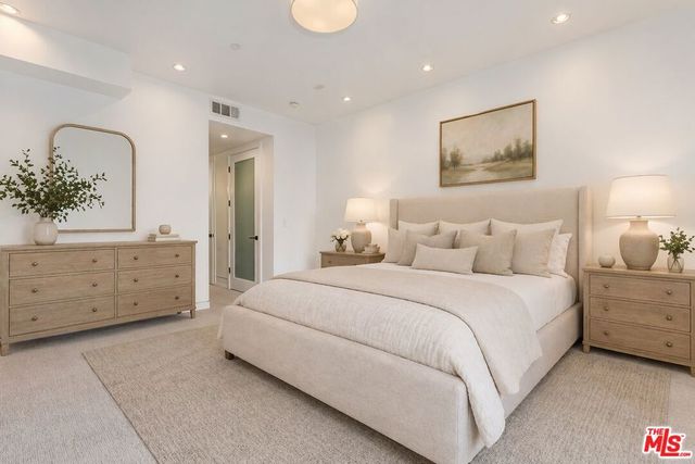 225 S Hamilton Drive 106, Beverly Hills, CA 90211