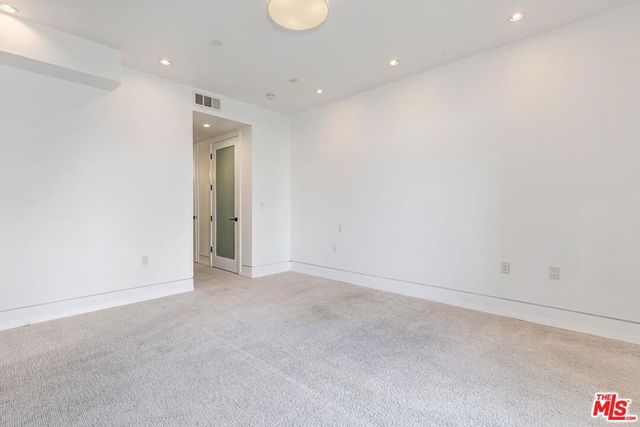 225 S Hamilton Drive 106, Beverly Hills, CA 90211