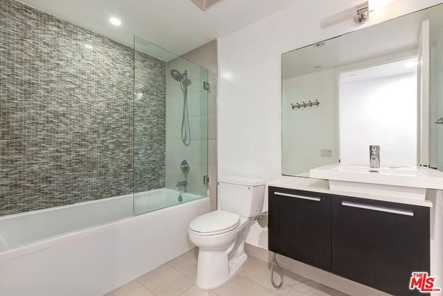 225 S Hamilton Drive 106, Beverly Hills, CA 90211