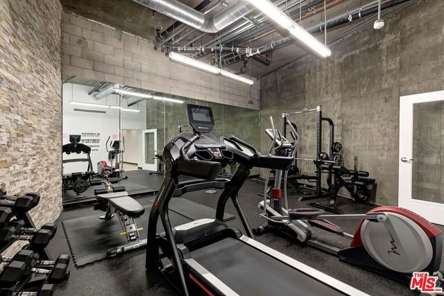 225 S Hamilton Drive 106, Beverly Hills, CA 90211