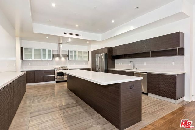 225 S Hamilton Drive 106, Beverly Hills, CA 90211
