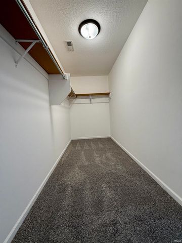 14926 Cypress Pointe Drive, Fort Wayne, IN 46818