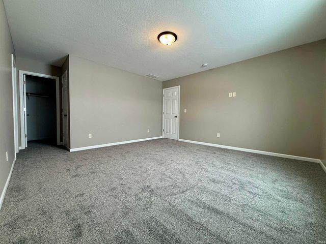 14926 Cypress Pointe Drive, Fort Wayne, IN 46818