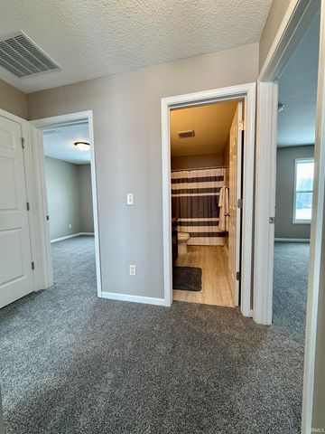 14926 Cypress Pointe Drive, Fort Wayne, IN 46818