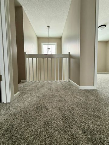 14926 Cypress Pointe Drive, Fort Wayne, IN 46818