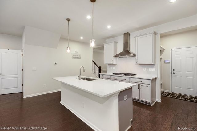 4818 Broomfield Way, Orion Twp, MI 48359