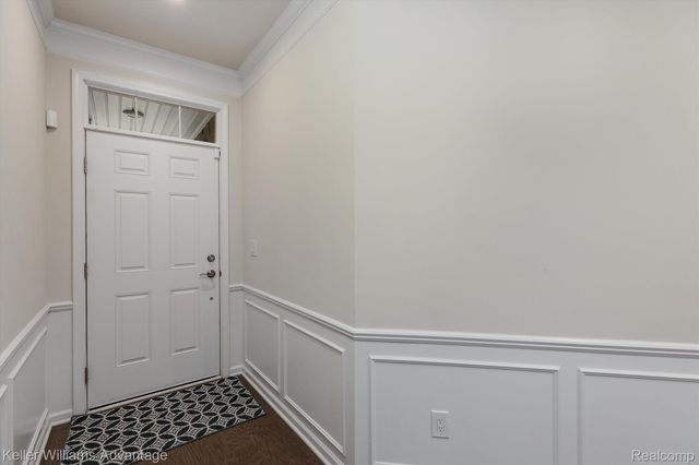 4818 Broomfield Way, Orion Twp, MI 48359