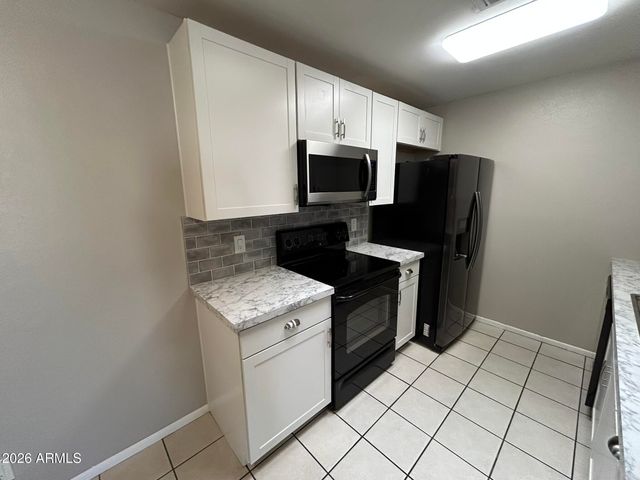 195 N COTTONWOOD Street 18, Chandler, AZ 85225