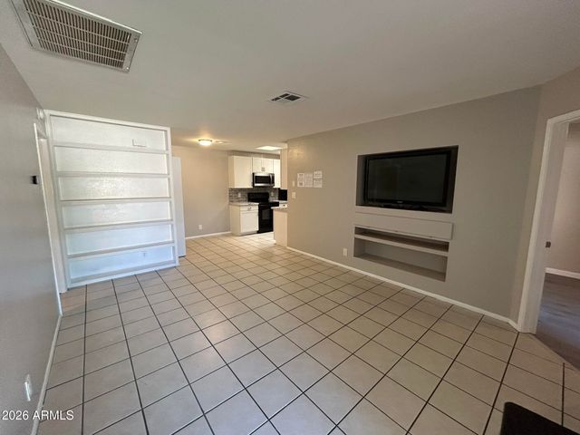 195 N COTTONWOOD Street 18, Chandler, AZ 85225