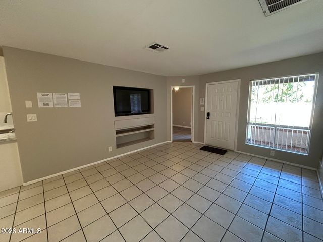 195 N COTTONWOOD Street 18, Chandler, AZ 85225