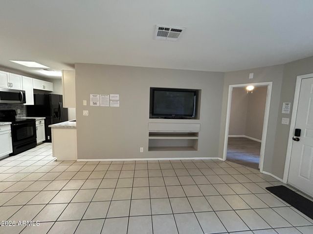 195 N COTTONWOOD Street 18, Chandler, AZ 85225