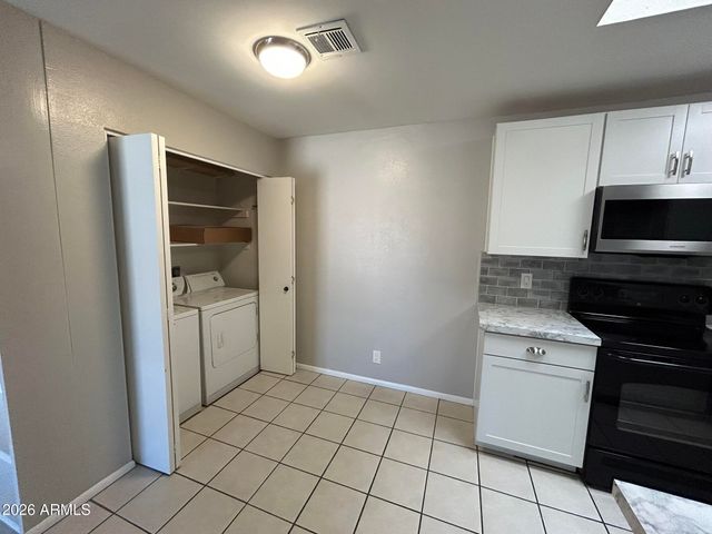 195 N COTTONWOOD Street 18, Chandler, AZ 85225