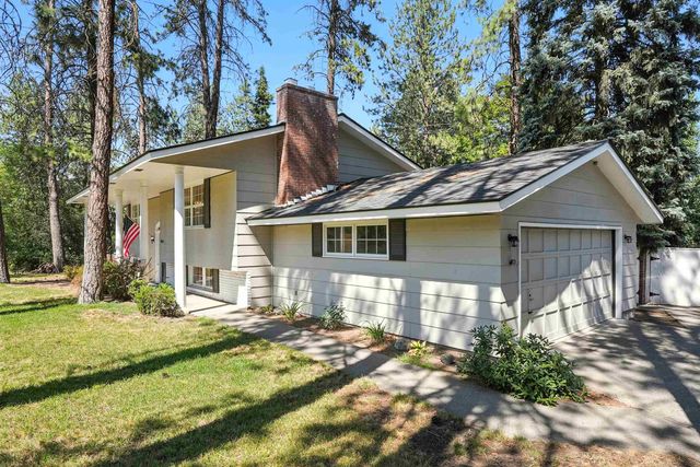 1026 W WOODWAY Ave, Spokane, WA 99218