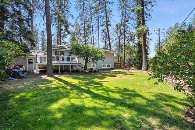 1026 W WOODWAY Ave, Spokane, WA 99218