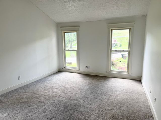 1532 County Road 118, Chesapeake, OH 45619