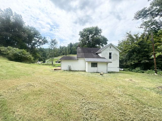 1532 County Road 118, Chesapeake, OH 45619