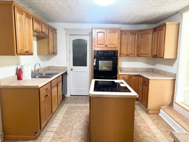 1532 County Road 118, Chesapeake, OH 45619