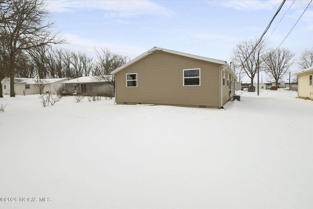 1275 Myrna Street, Defiance, OH 43512