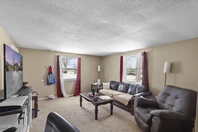 1275 Myrna Street, Defiance, OH 43512