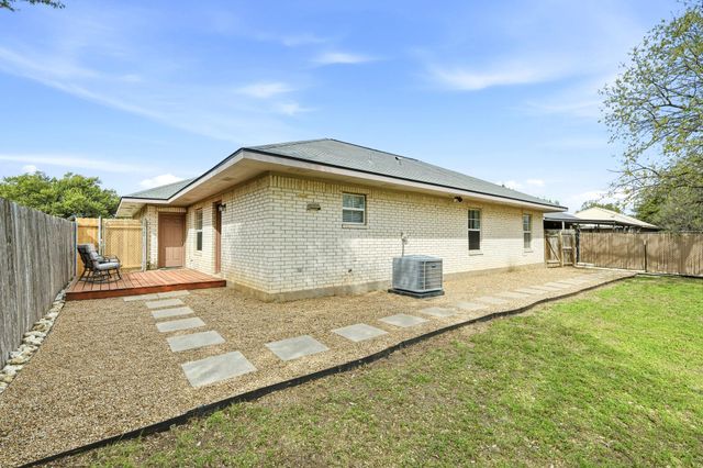 508 Bentwood DR, Leander, TX 78641