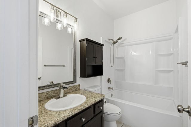 508 Bentwood DR, Leander, TX 78641