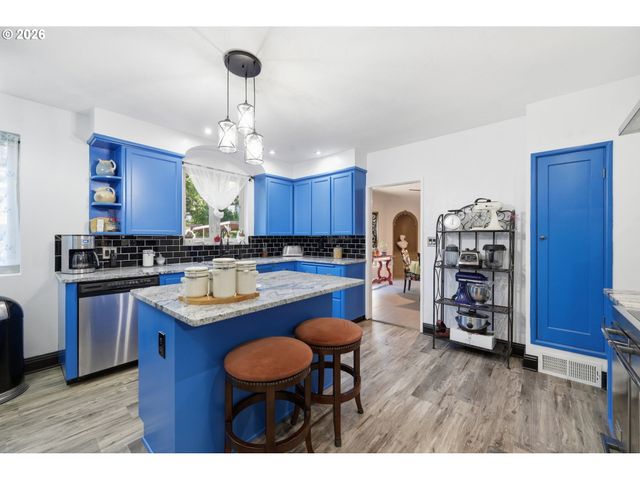 4000 E 24TH Ave, Eugene, OR 97403