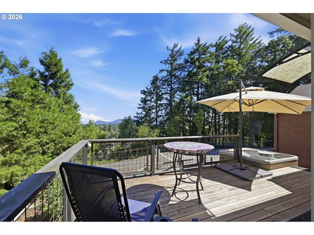 4000 E 24TH Ave, Eugene, OR 97403