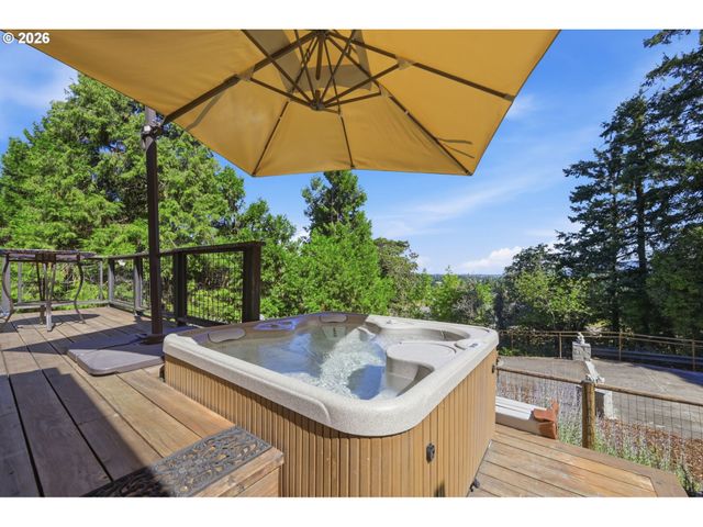 4000 E 24TH Ave, Eugene, OR 97403