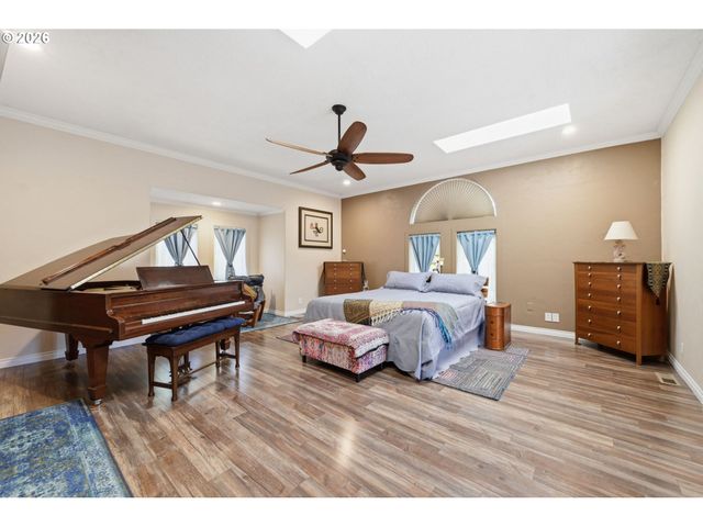 4000 E 24TH Ave, Eugene, OR 97403