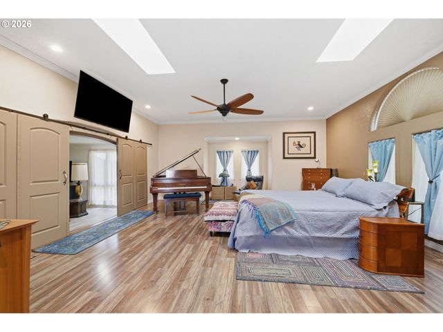 4000 E 24TH Ave, Eugene, OR 97403