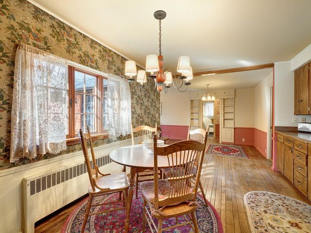 4230 Ewing Avenue N, Robbinsdale, MN 55422