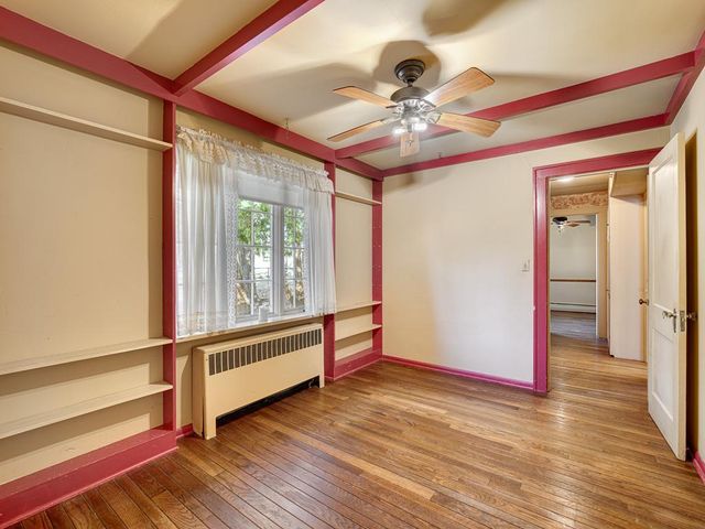 4230 Ewing Avenue N, Robbinsdale, MN 55422