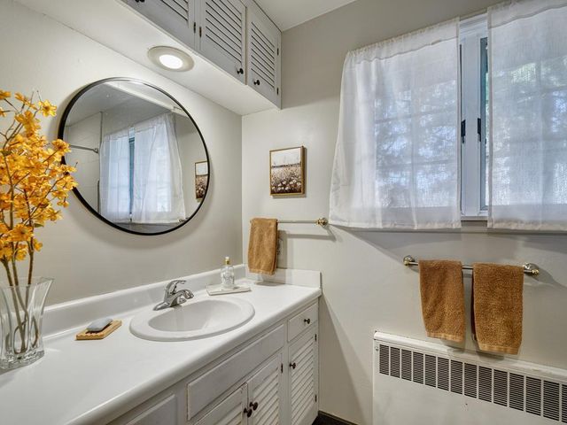 4230 Ewing Avenue N, Robbinsdale, MN 55422