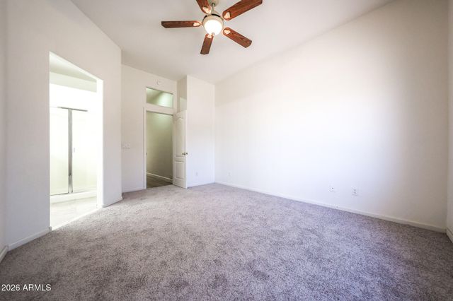 420 W HALF MOON Way, Chandler, AZ 85225