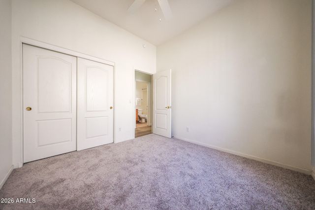 420 W HALF MOON Way, Chandler, AZ 85225