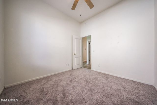 420 W HALF MOON Way, Chandler, AZ 85225