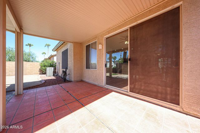 420 W HALF MOON Way, Chandler, AZ 85225