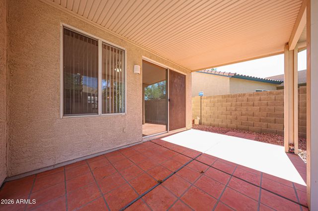 420 W HALF MOON Way, Chandler, AZ 85225