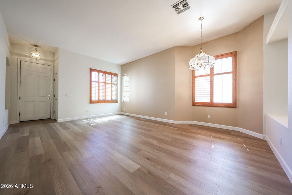 420 W HALF MOON Way, Chandler, AZ 85225 — photo 5