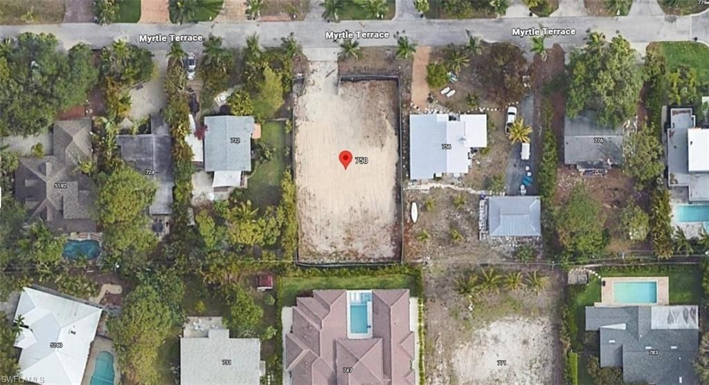 750 Myrtle TER, NAPLES, FL 34103 — photo 2