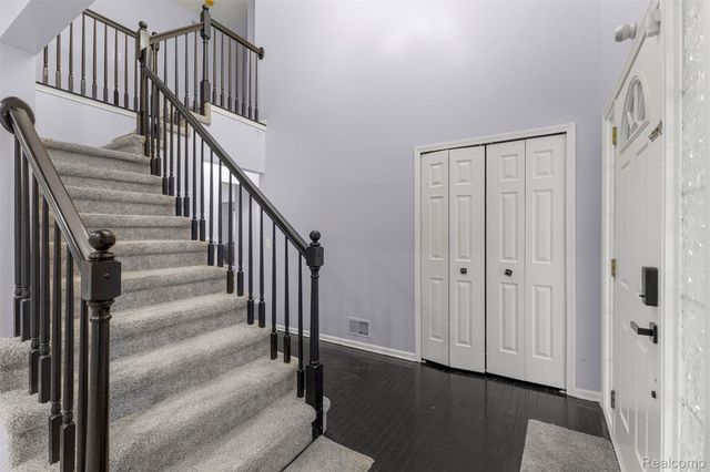 6950 Anna Drive, Van Buren Charter Township, MI 48111