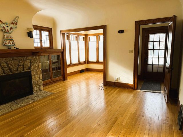 1904 N 83rd STREET, Wauwatosa, WI 53213