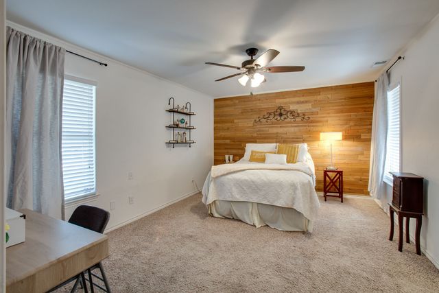 137 Oak Haven Drive, Gun Barrel City, TX 75156