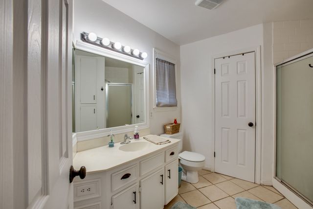 137 Oak Haven Drive, Gun Barrel City, TX 75156