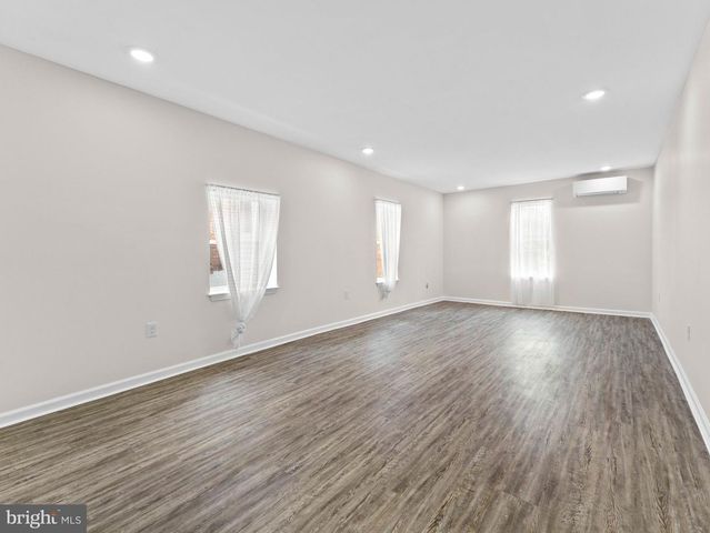 1923 N 20TH ST, Philadelphia, PA 19121