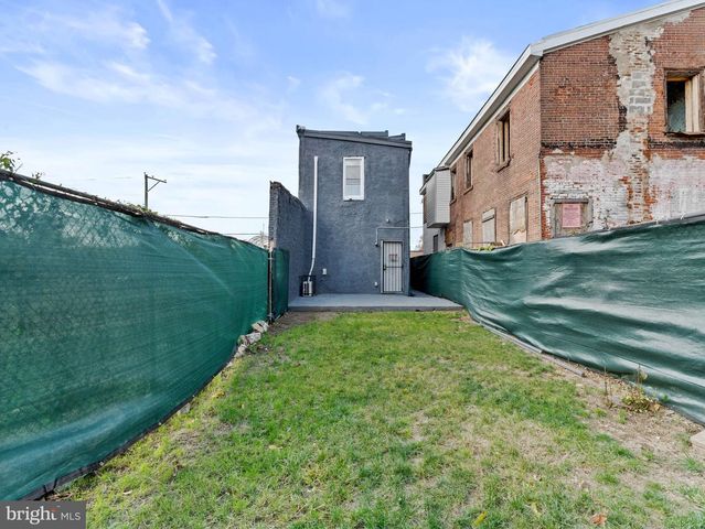 1923 N 20TH ST, Philadelphia, PA 19121