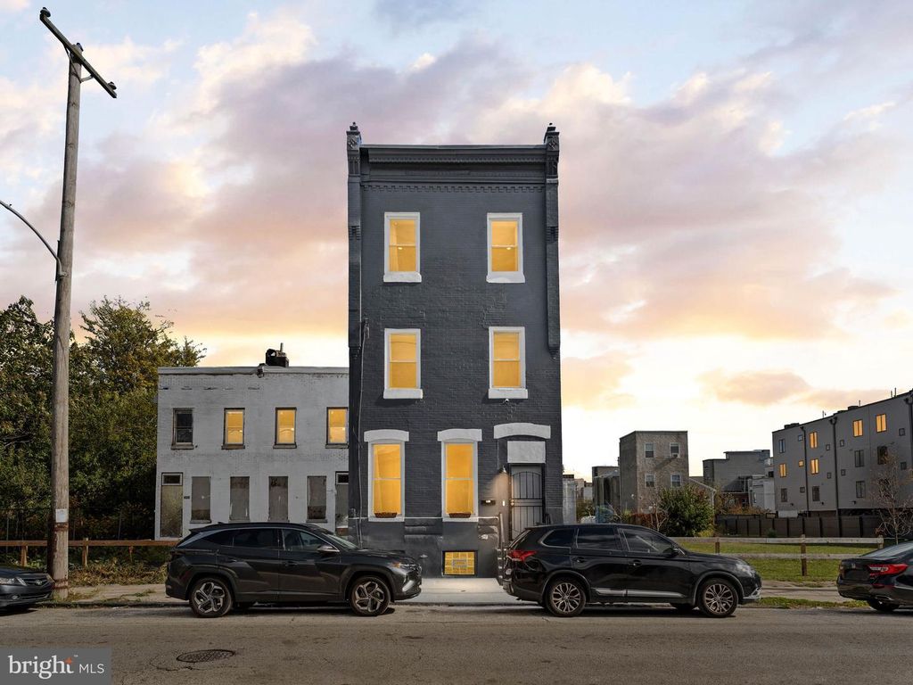 1923 N 20TH ST, Philadelphia, PA 19121